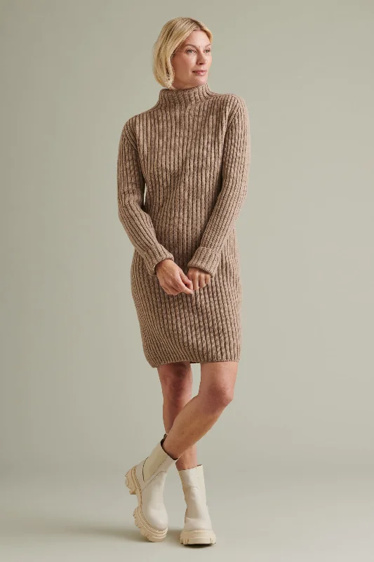 Utö Knitted Dress Short Brown Smocked mini dresses