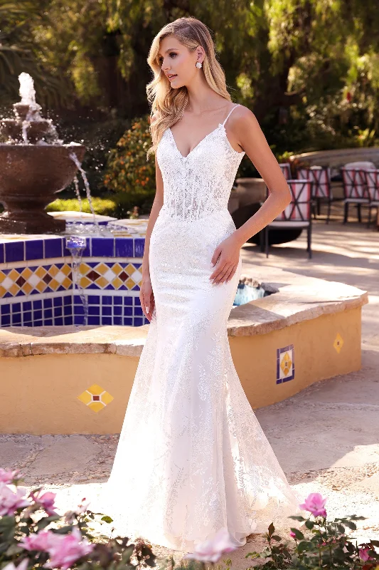 **Cinderella Divine: Enchanting Lace Gown for Unforgettable Moments** Princess Wedding Dress