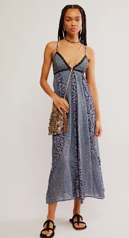 FREE PEOPLE FOREVER TIME DRESS Wrap unclassified dresses