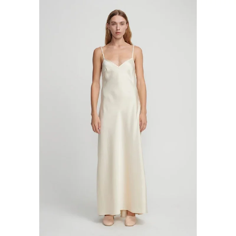 Hansen & Gretel Essential Slip - Cream Long unclassified dresses