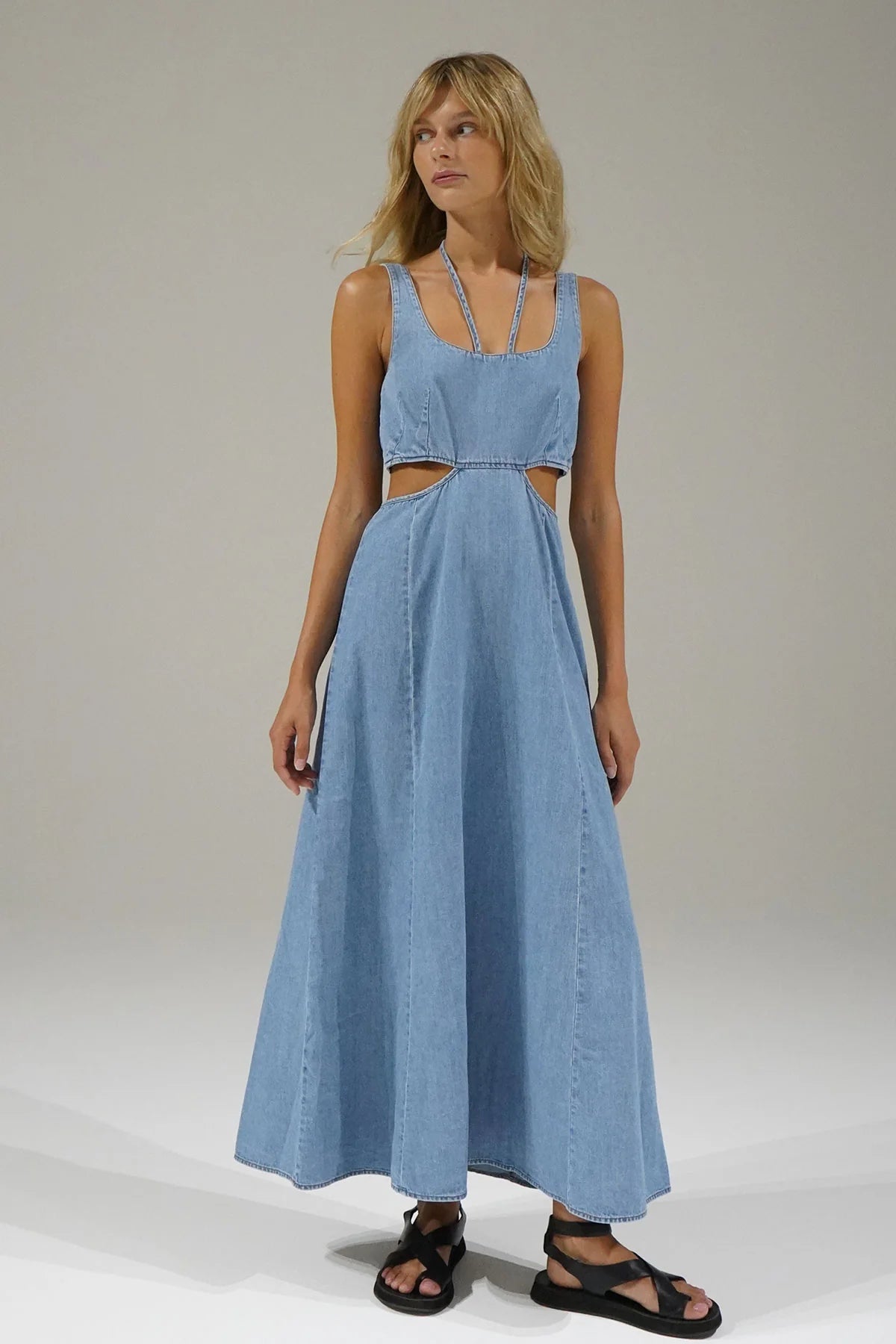 LNA - Lorelei Chambray Dress - Faded Blue Open-back unclassified dresses