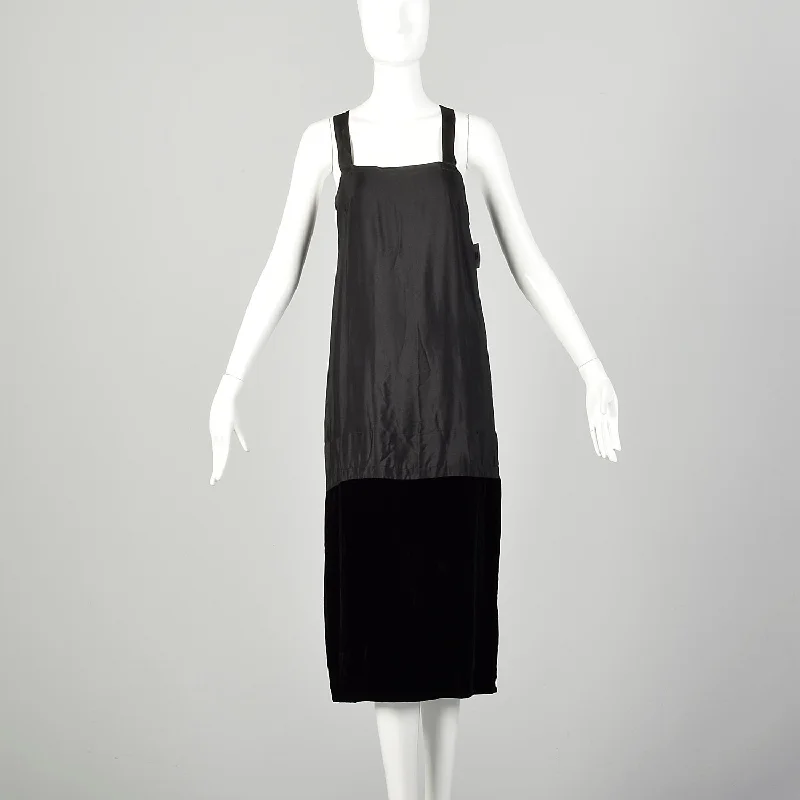 Medium 1920s Black Slip Under Dress Underpinning Sleeveless Velvet Border Stylish unclassified dresses