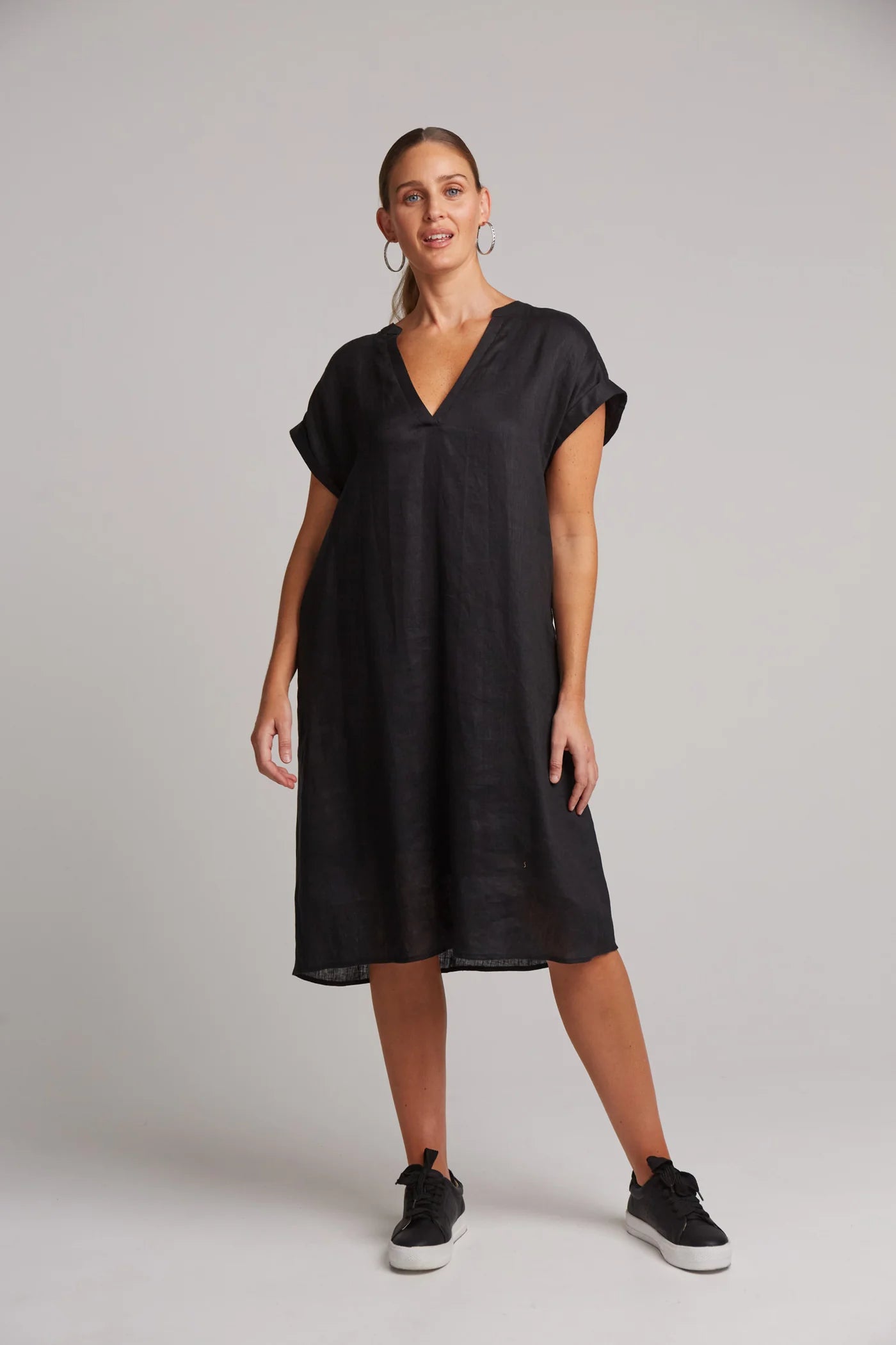 STUDIO DRESS EBONY Vintage unclassified dresses