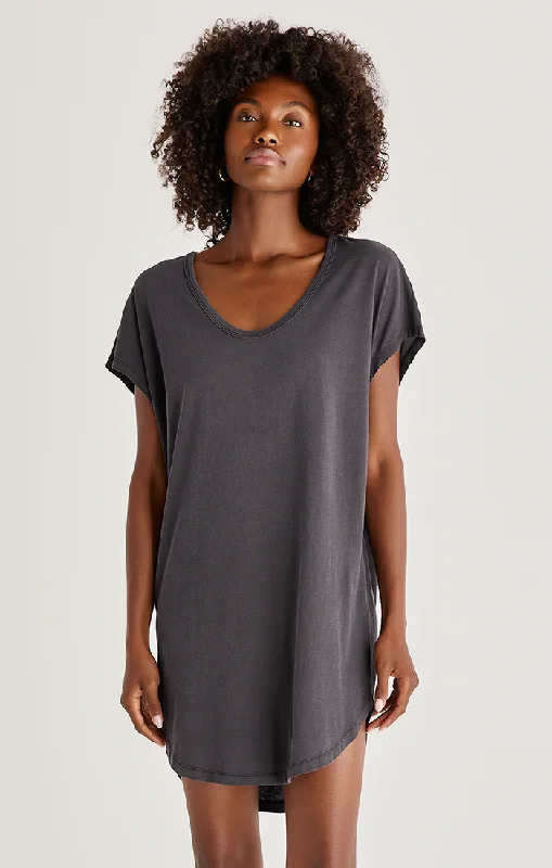 Z SUPPLY ORGANIC SCOOP NECK DRESS IN WASHED BLACK Ruched unclassified dresses