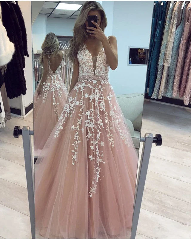 Elegant Prom Dresses Tulle V Neck Floor Length Ball Gown Appliques Tulle Dress Vibe